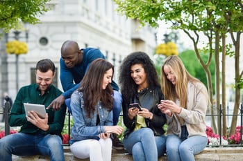 geracao z conectada com smartphones